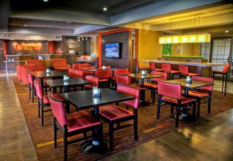 Hotel Courtyard Memphis East/Bill Morris Parkway Restaurante foto
