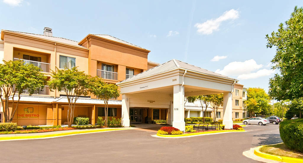 Hotel Courtyard Memphis East/Bill Morris Parkway Exterior foto